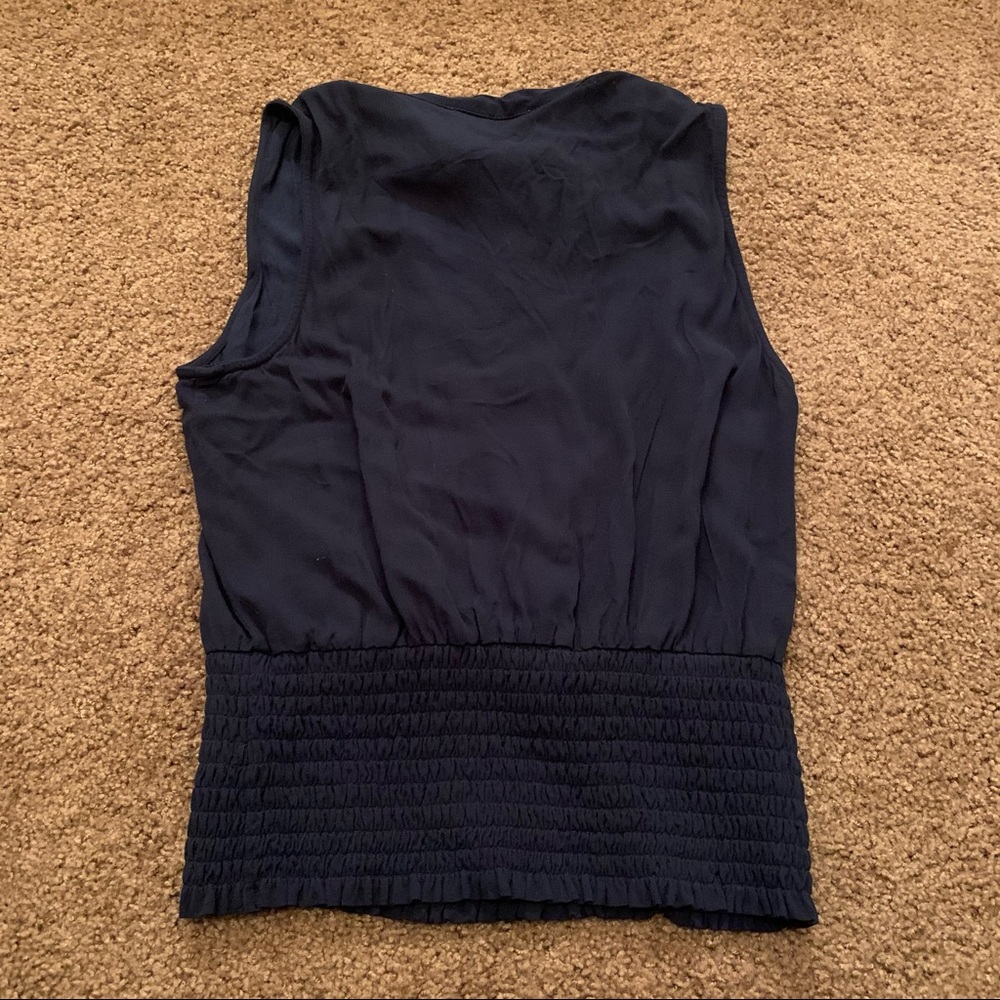 FRAME Tie Neck Smock Hem Top - Picture 10 of 11